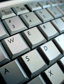 keybord220 Should I distrust someone using an Yahoo! email account?