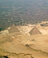 Egypt hopes to lure back wary tourists with 3D-scanned pyramids Egypt Giza pyramids 200x240