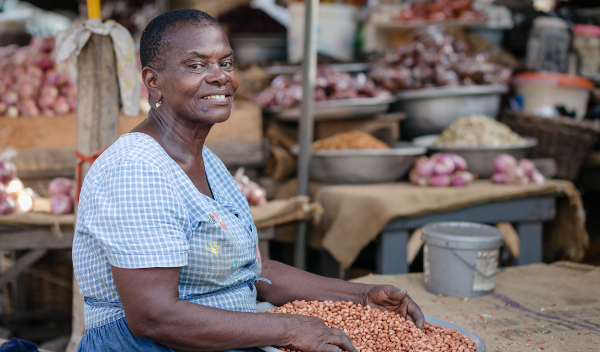 Naa Koshi, an informal trader of groundnuts in Ghana, is one of the clients of the country's new micro-pension scheme, the People’s Pension Trust Ghana (PPTG).