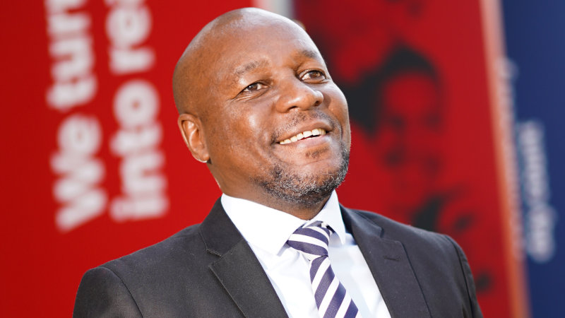 Dr Mthandazo Ngwenya