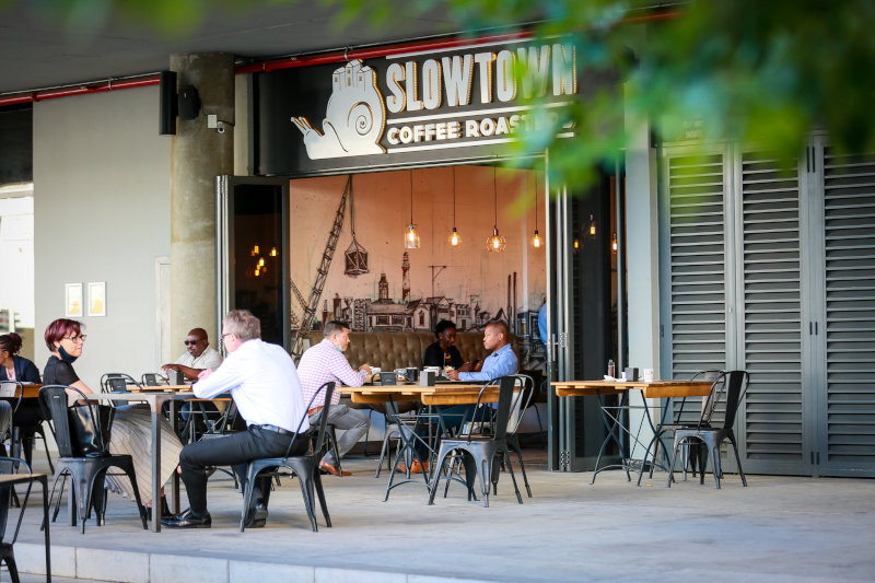 Slowtown: Comment ce surfeur a bâti la première marque de café en Namibie 3